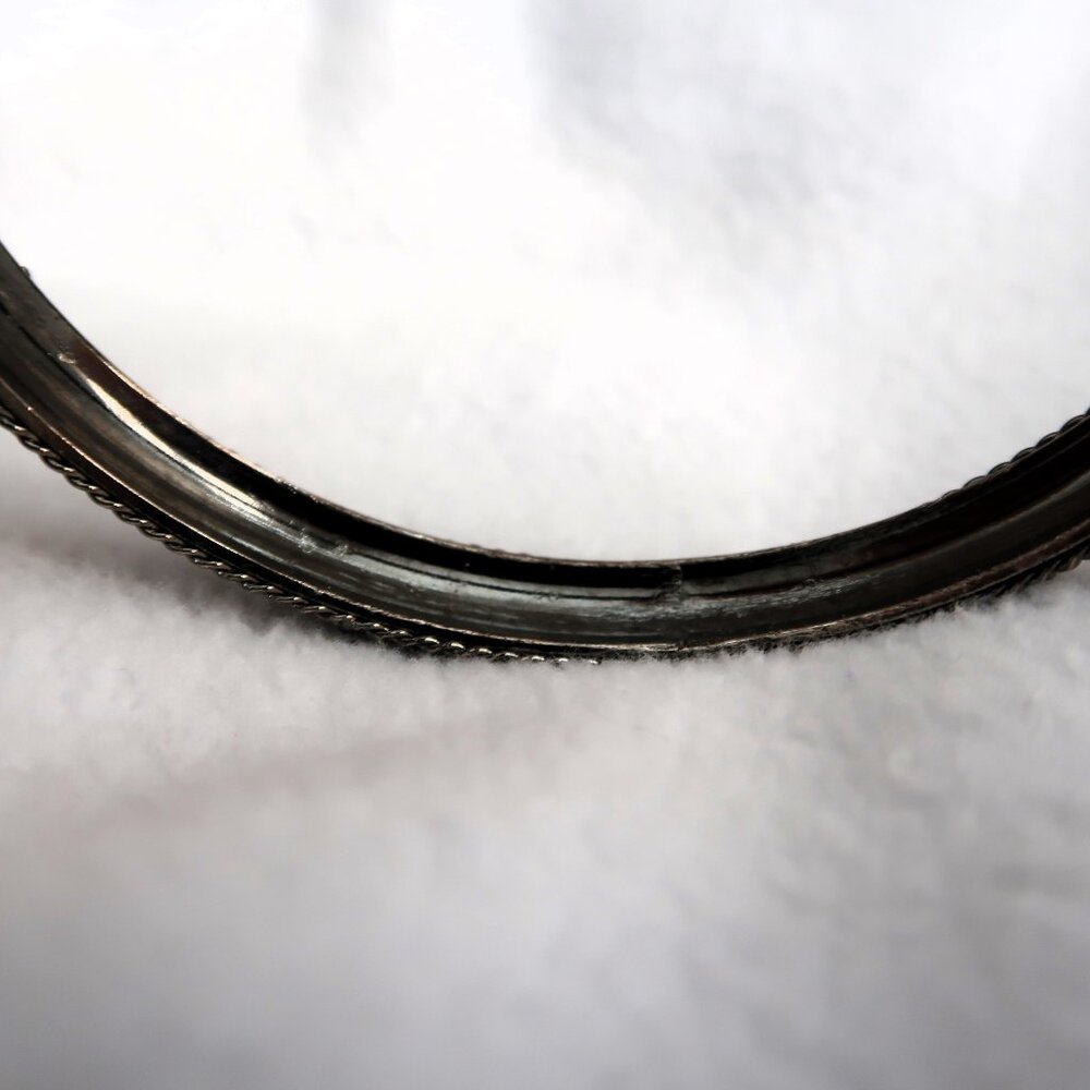 Ornate Vintage Style Dark Silver Bangle Bracelet Quality Feel 3 Inches Heavy - Picture 5 of 7